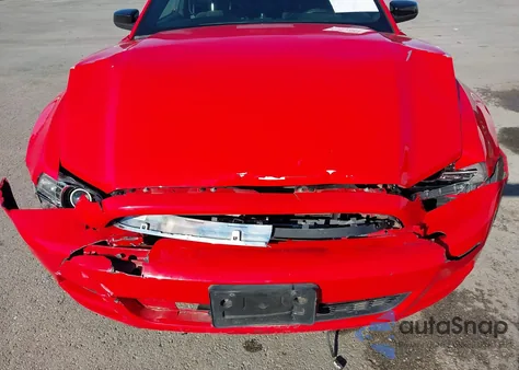 2013 Ford Mustang V6 z USA, uszkodzony, nr VIN 1ZVBP8AM8D5235661